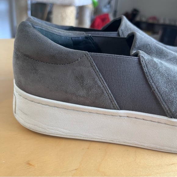 Vince Women’s Warren Gray Slip On Loafer Suede Sneakers 7.5 - Picture 5 of 13